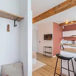 Old - Functional At The Quai Du Wault Apartment